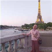 Titulaire d’un master en interpretation français-arabe-anglais// professeure de FLE (experience de 5ans)